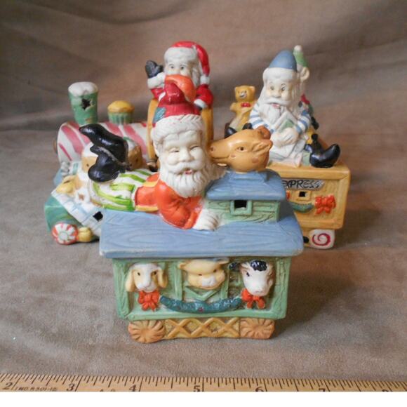 Vintage Santa Express Ceramic Train w/Lights Christmas Village 5 PC Please READ - Picture 11 of 12